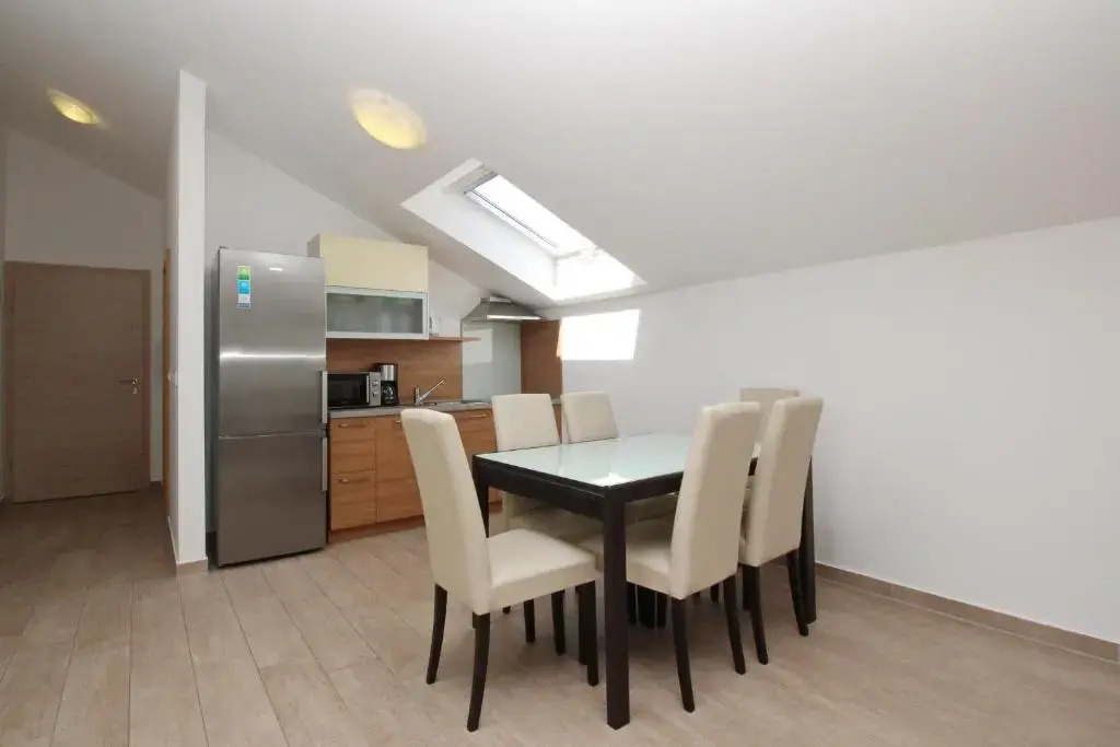 Apartments Smojver
