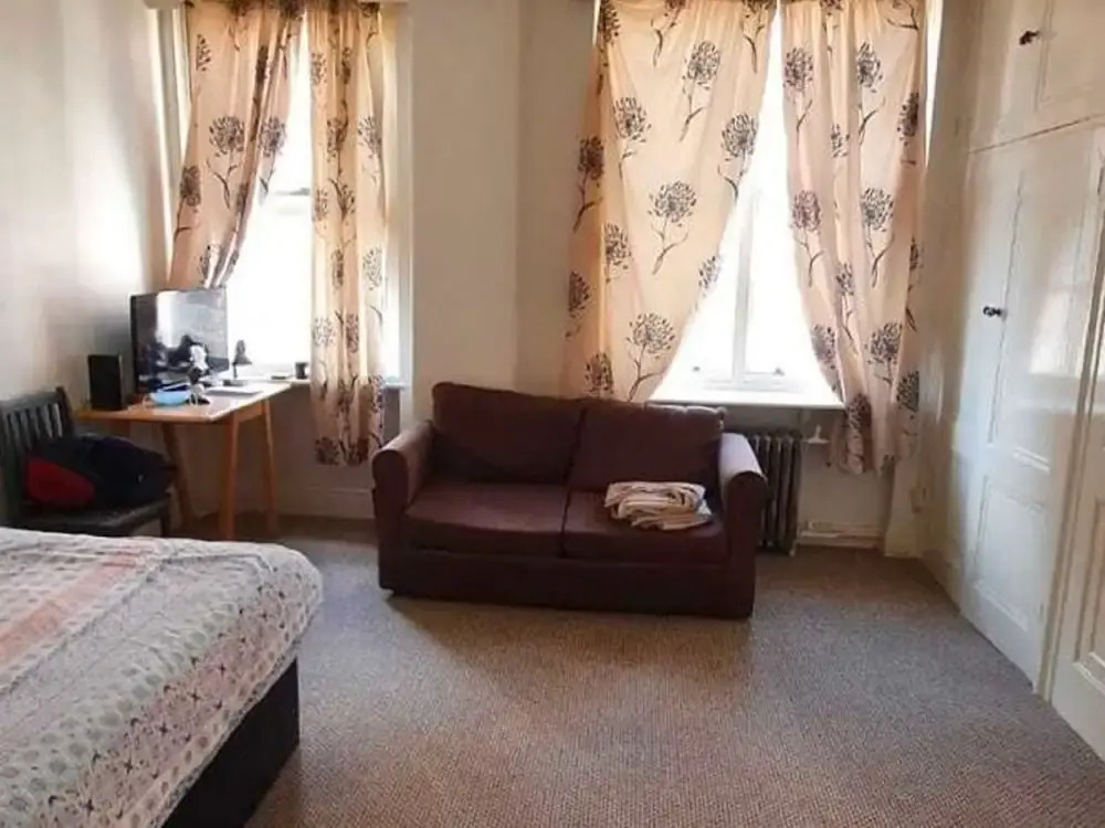 Classy Apartment in London near Hyde Park & Charing Cross