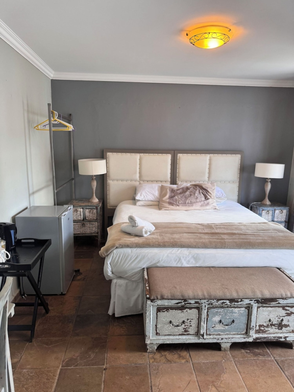 Rhino Creek Estate
