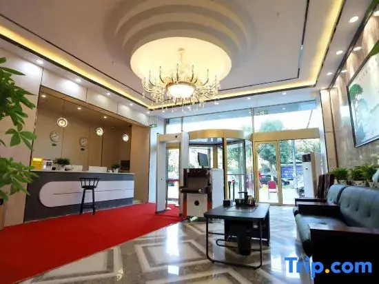 Yining Yimu Business Hotel