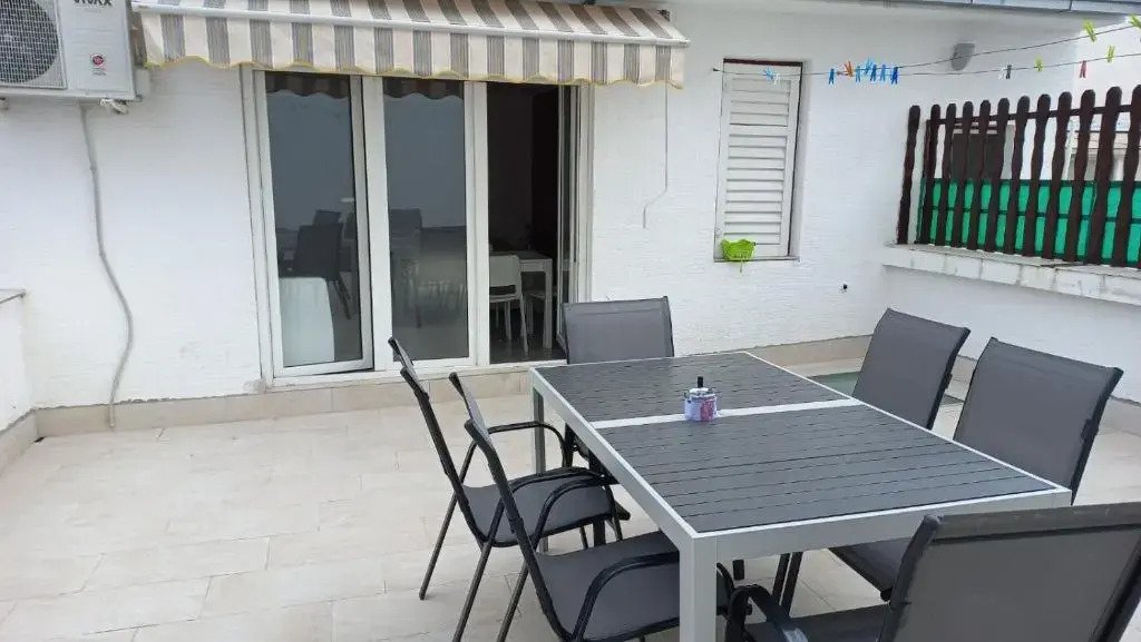 Apartments Popov