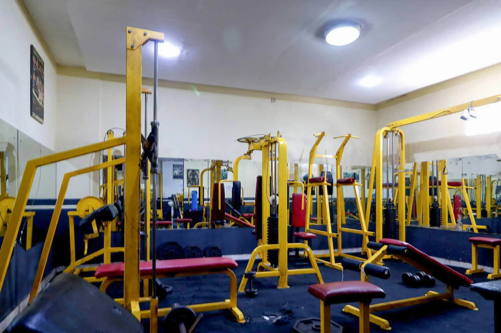 RedDoorz Plus near Universitas Indonesia