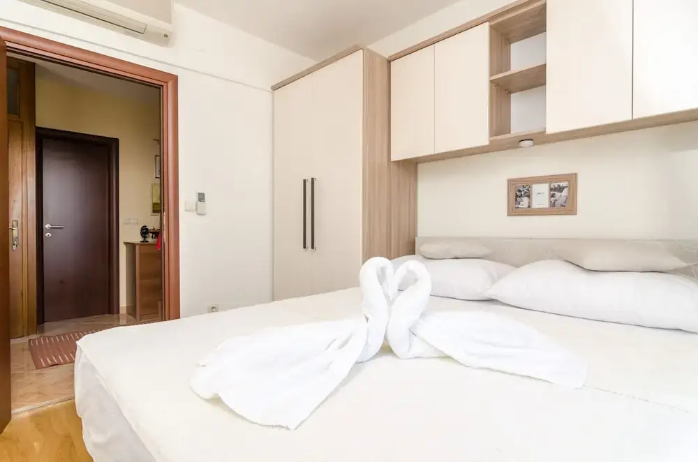 Apartment 4U