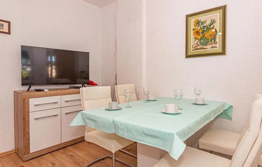 Awesome Apartment in Rogoznica With 2 Bedrooms and Wifi