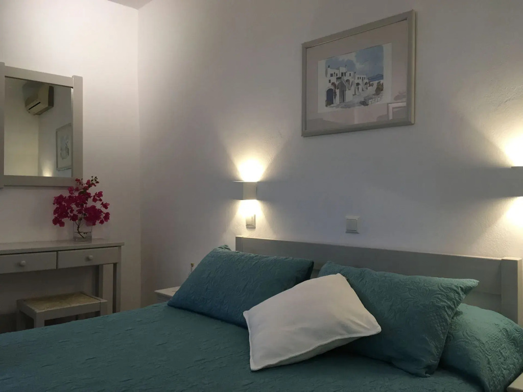 Stefano Apartments