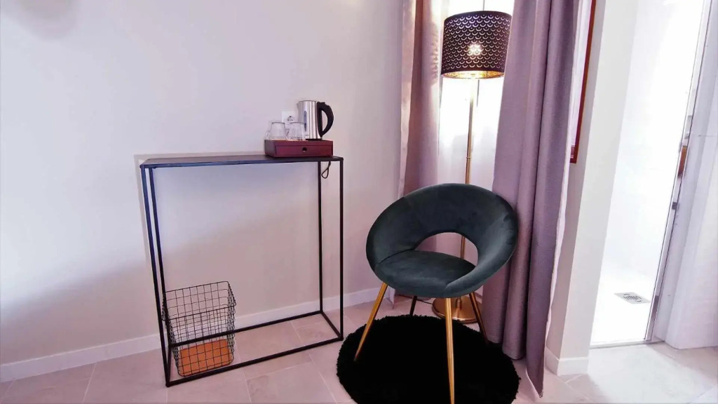 EL SILENCIO BOUTIQUE ROOM