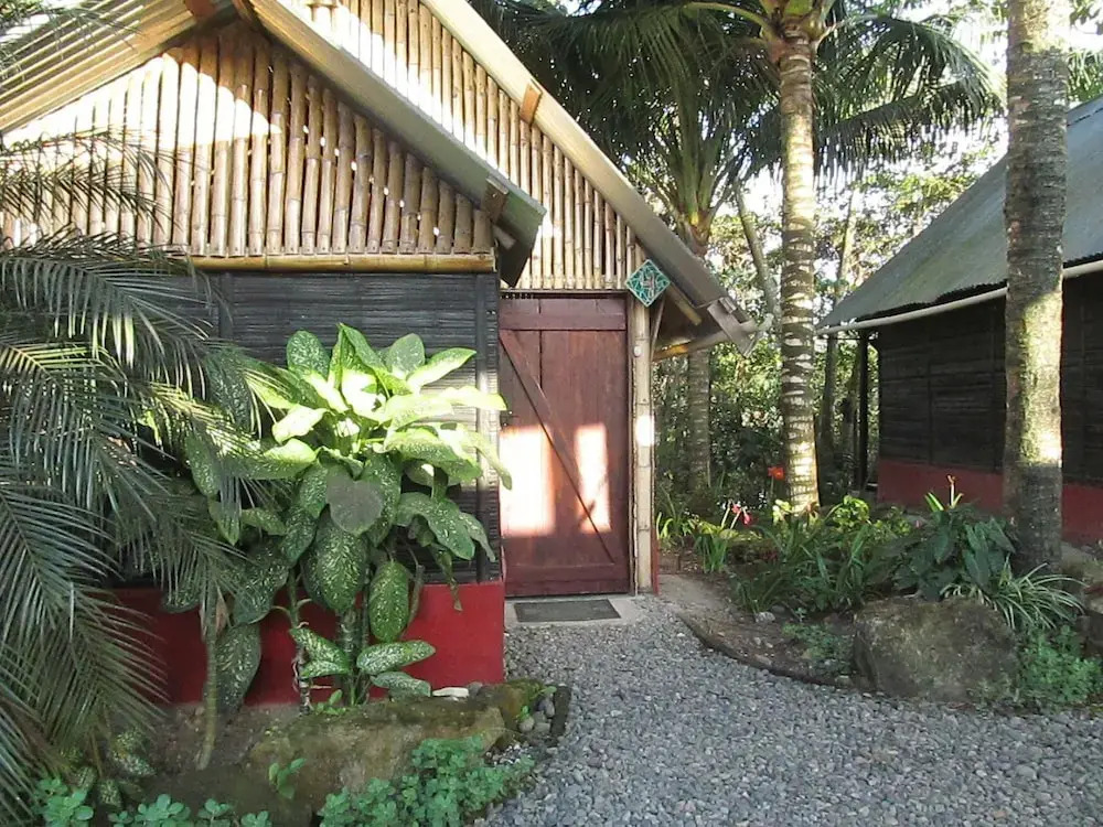 The Mudhouse Hostel Mompiche