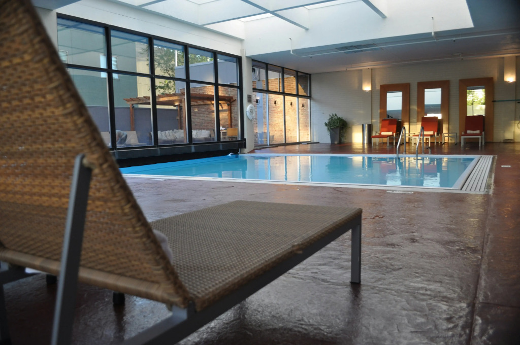 DoubleTree by Hilton Hotel and Conference Center Chicago North Shore