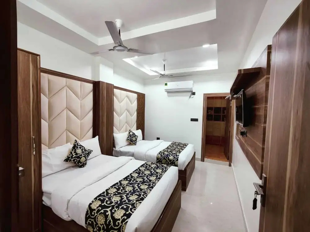 Hotel Royal Vrindavan