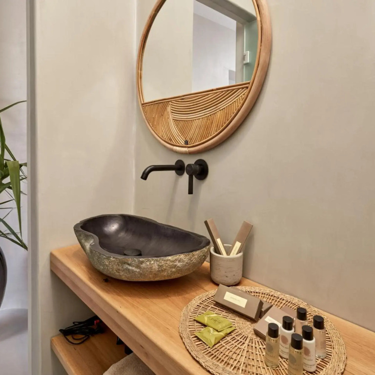 Ionic Suites