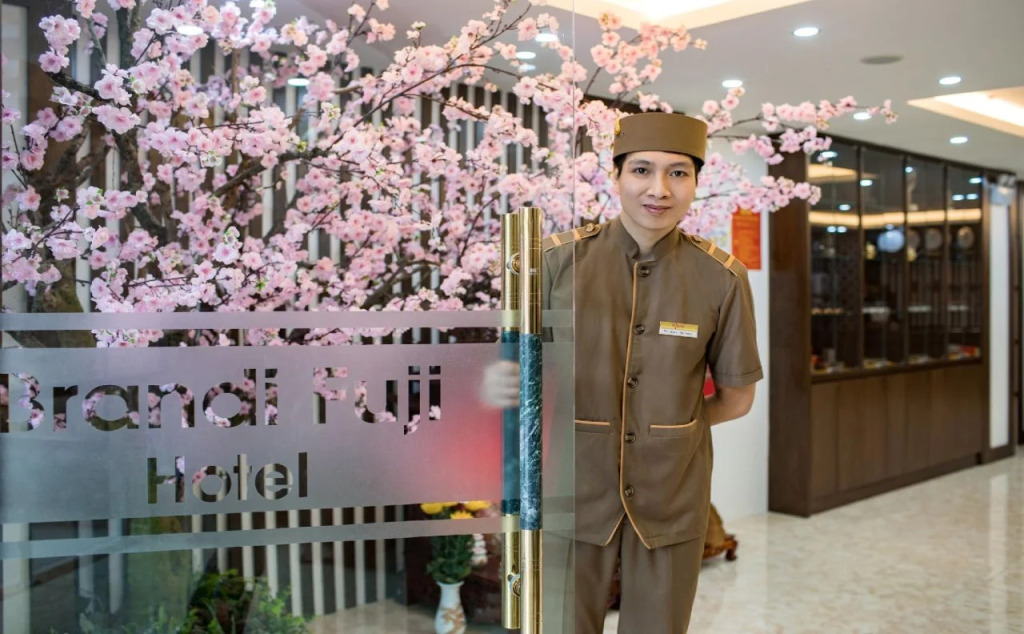 Brandi Fuji Hotel