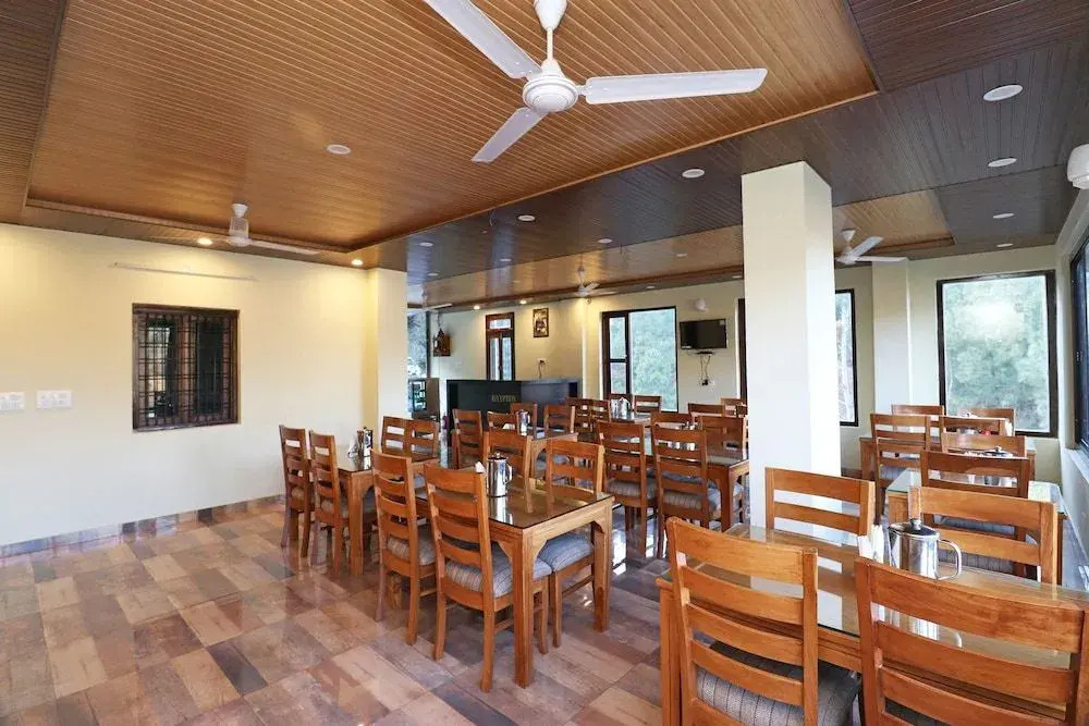 Oyo 26757 Mds Residence