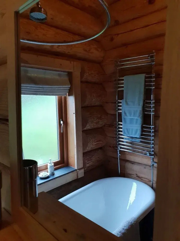 Newland Valley Log Cabins