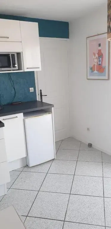 Studio indépendant dans maison individuelle