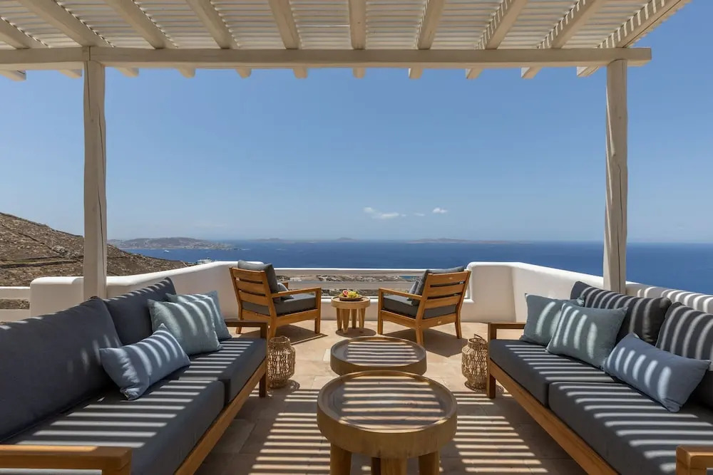 Renovated Luxury Oceanview Villa with Pool in Mykonos