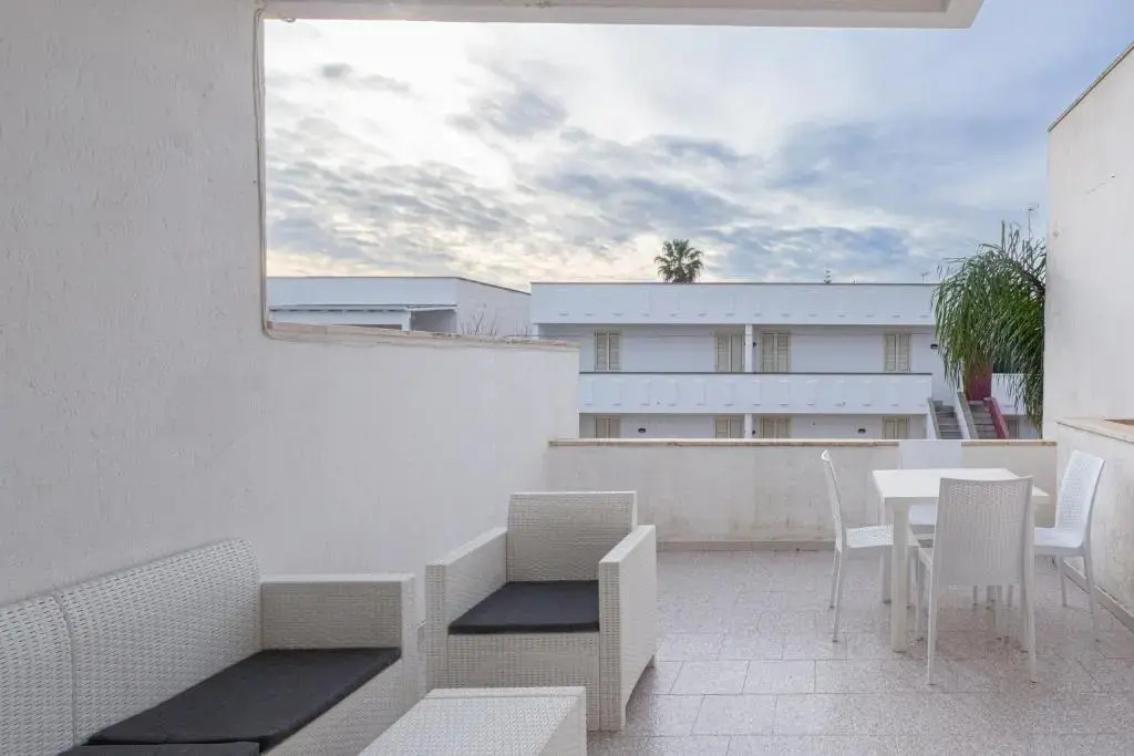 Appartamento a 150 m dal mare climatizzato con bellissimo patio esterno