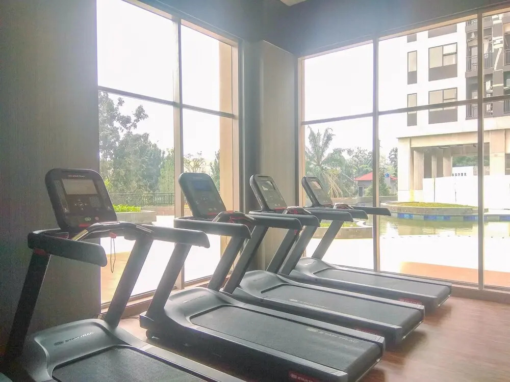 Homey And Modern Look 2Br Transpark Cibubur Apartment