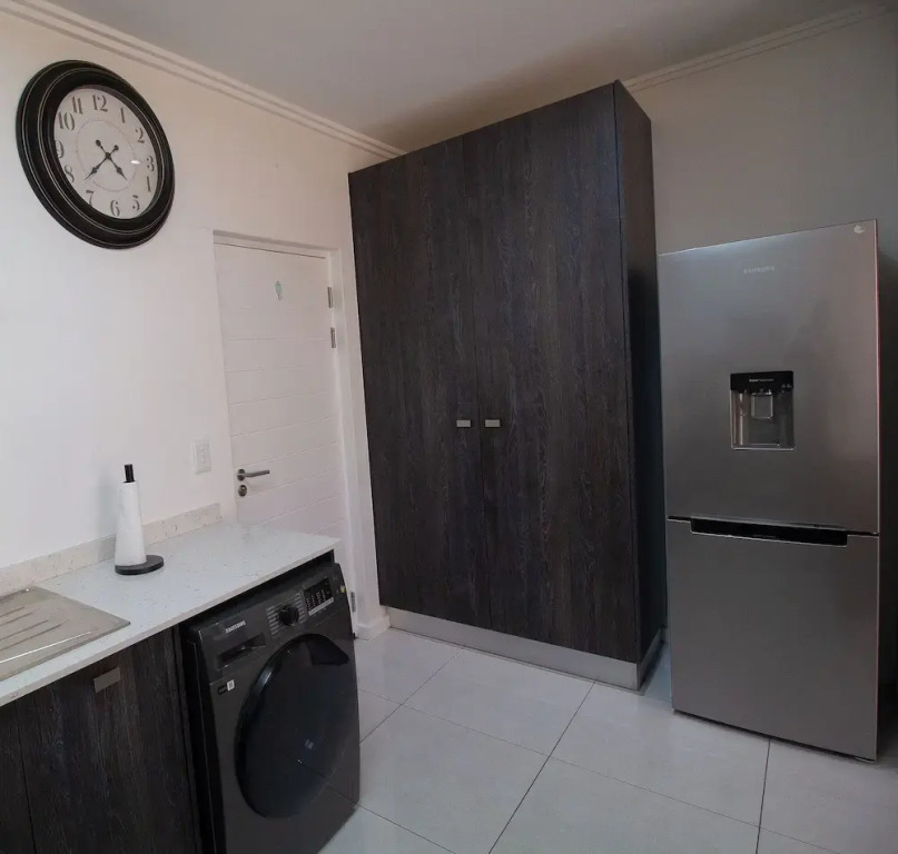 2BR-2BA - Rivonia Residence 1