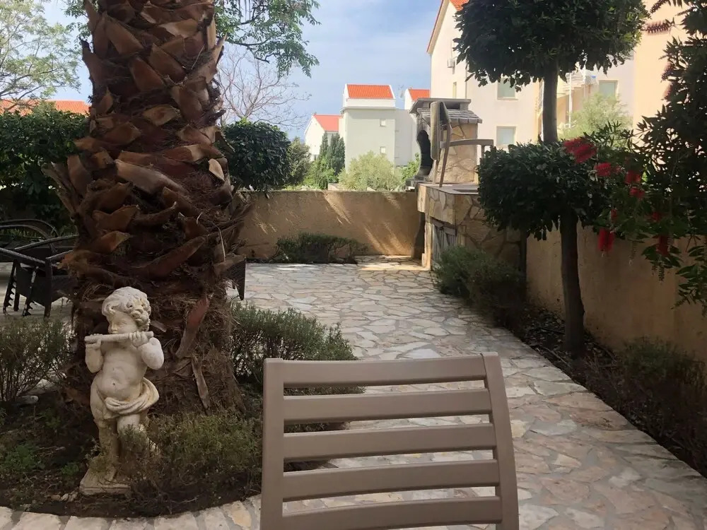 Lovely Holiday Home in Novalja With Garden