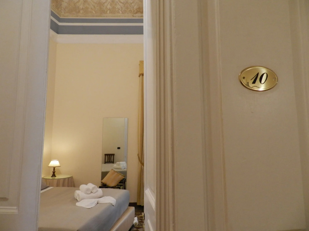 Etnea suite 668