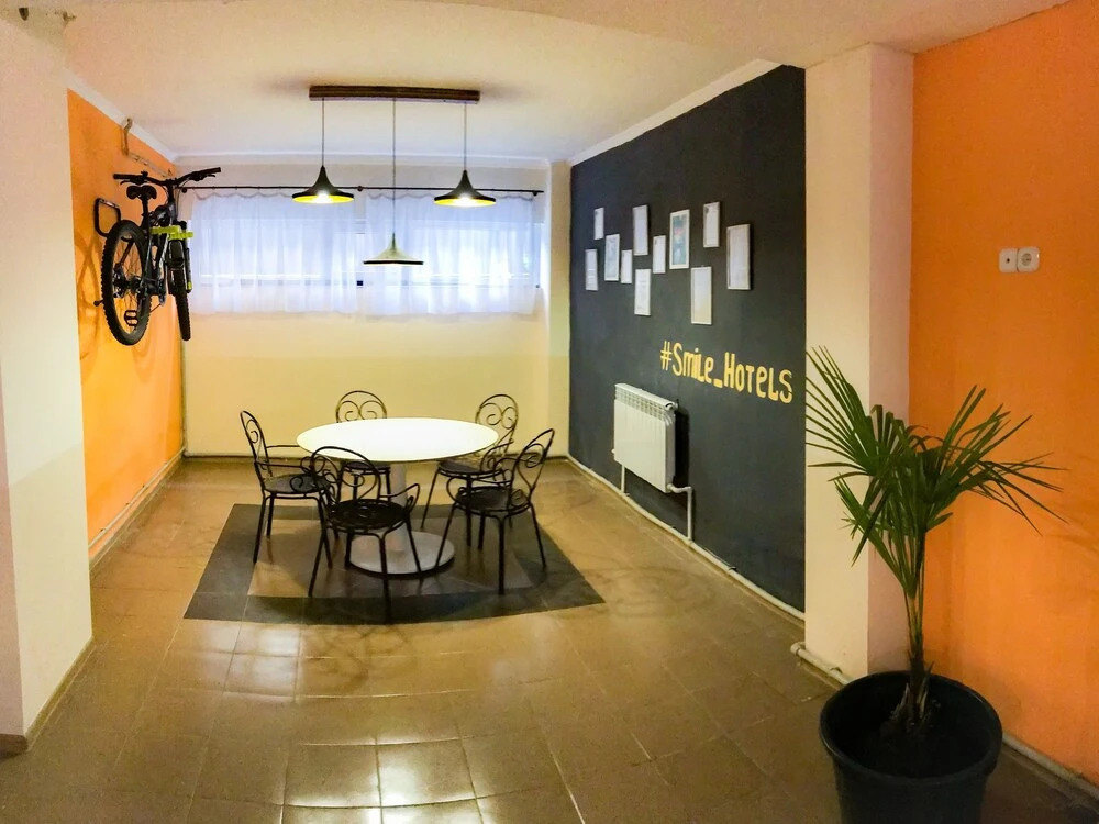 Отель Smile Hotels