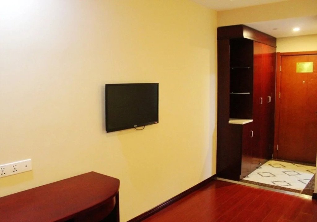 GreenTree Inn Shanghai Pudong Airport Yanchao Highway Hotel