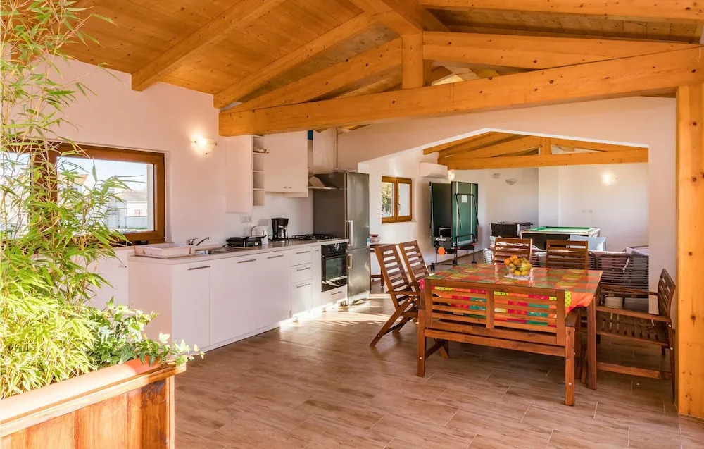 Nice Home in Marcana With Wifi and 4 Bedrooms