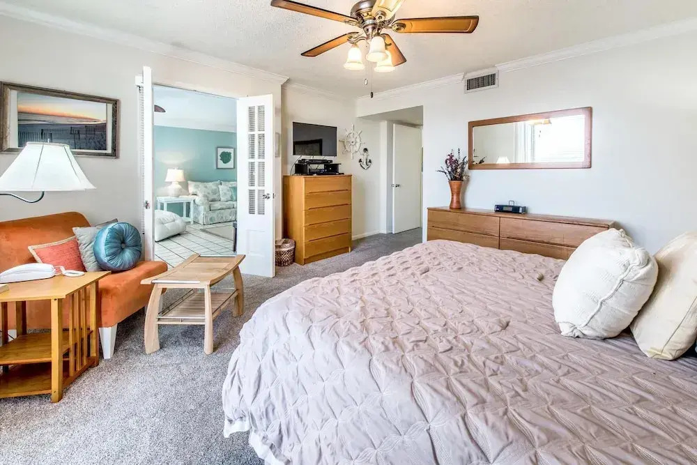 Shoreline Towers 3074