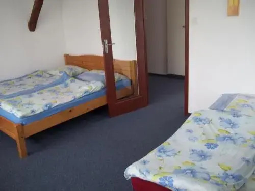 Gadányi Vendégház és Lovarda