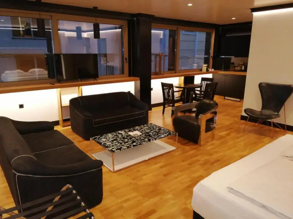 Andromeda Downtown Residence