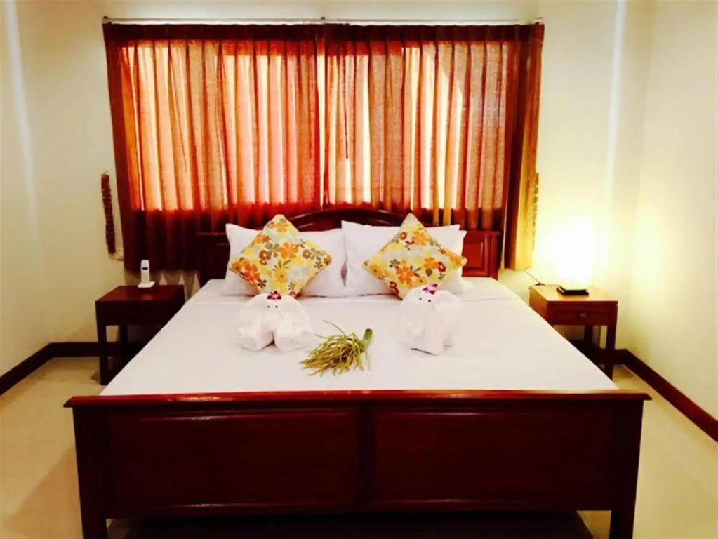 Siray House