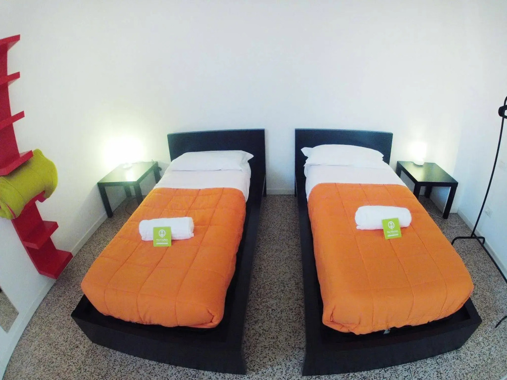 My Room Airport