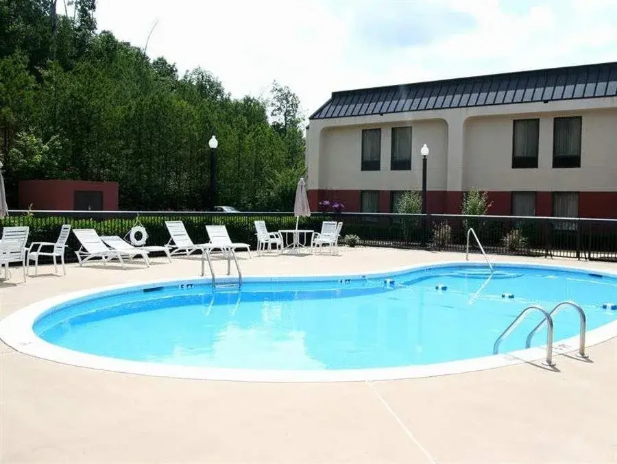 Rome Inn & Suites