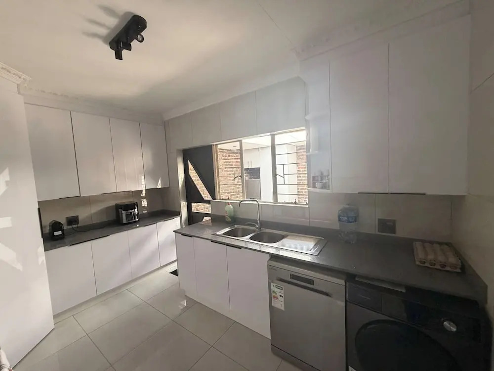 Serene 3-bedroom House Rental in Secure Kempton Park Complex