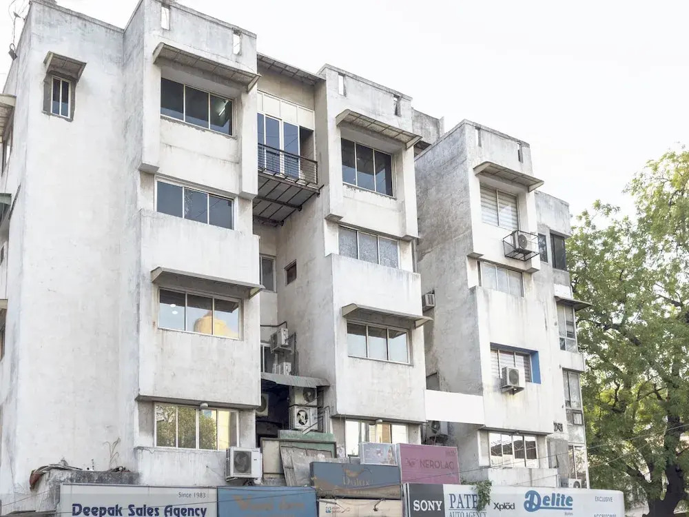 OYO Flagship 2485 Hotel Kalash Inn