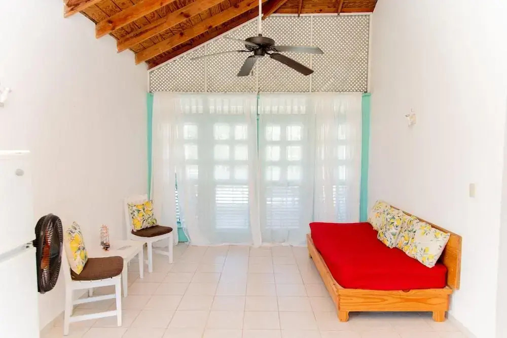 El Pelicano Apart-Hotel