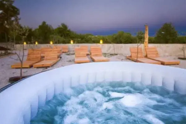B&B Tonivale - Heated Pool, Padel & Meeting Room