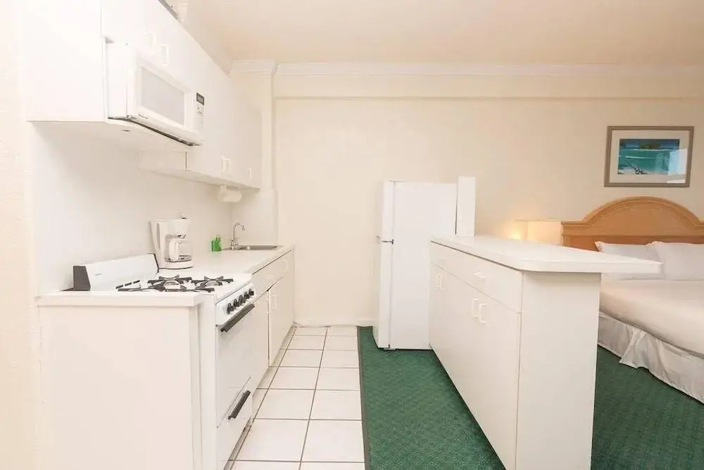 631 Ocean View Hollywood