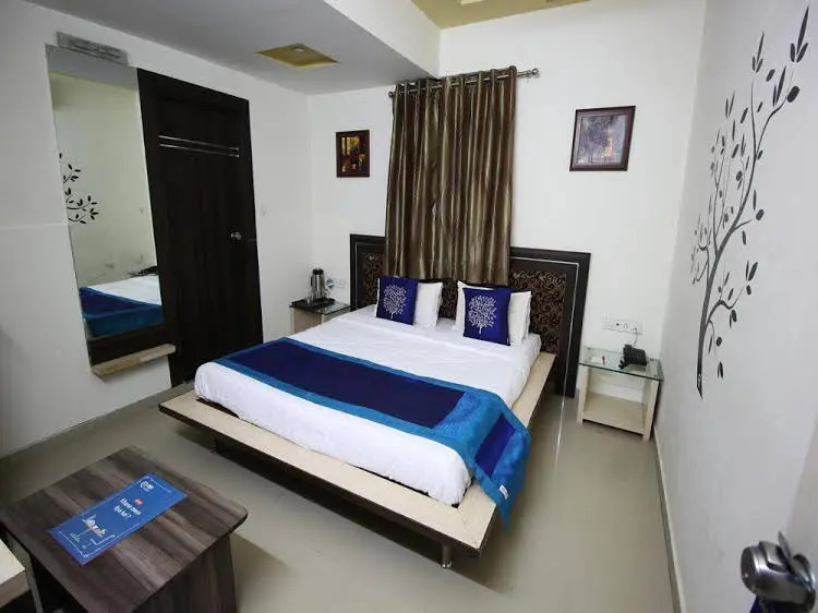 OYO Rooms City Pulse Gandhinagar Highway 2