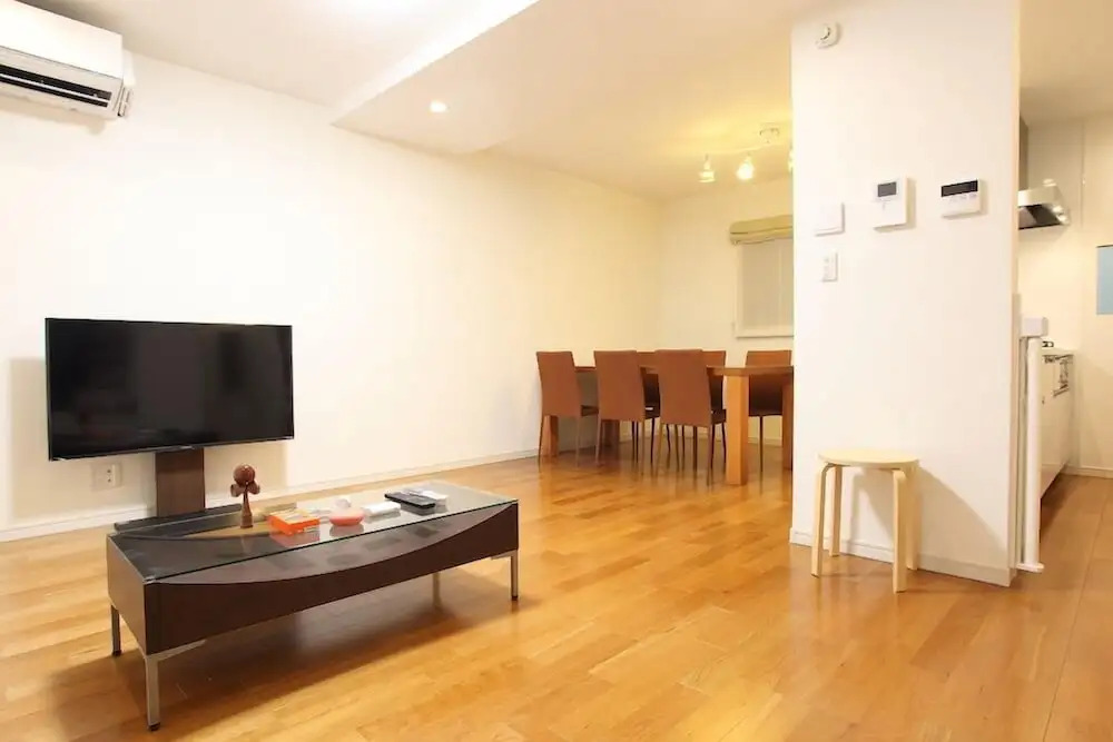 Shinjuku House Hotel