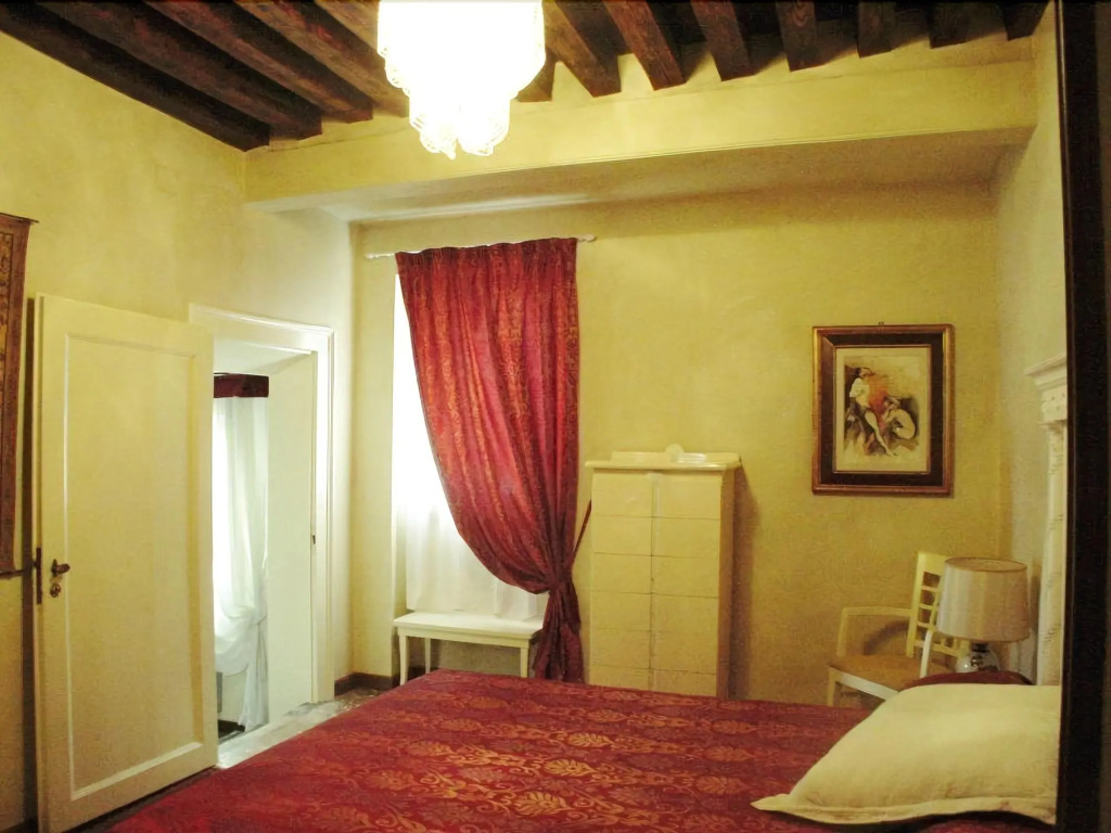 Palazzo San Firmino Historic Palace all Suite Canal View