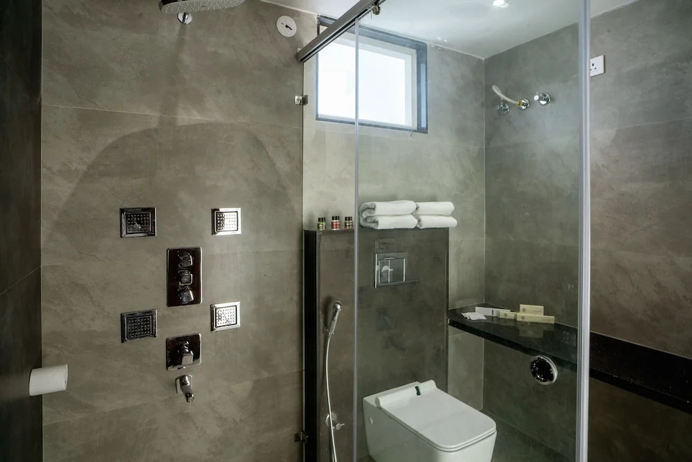 THE MANGAL VIEW RESIDENCY - A Luxury Boutique Business Hotel