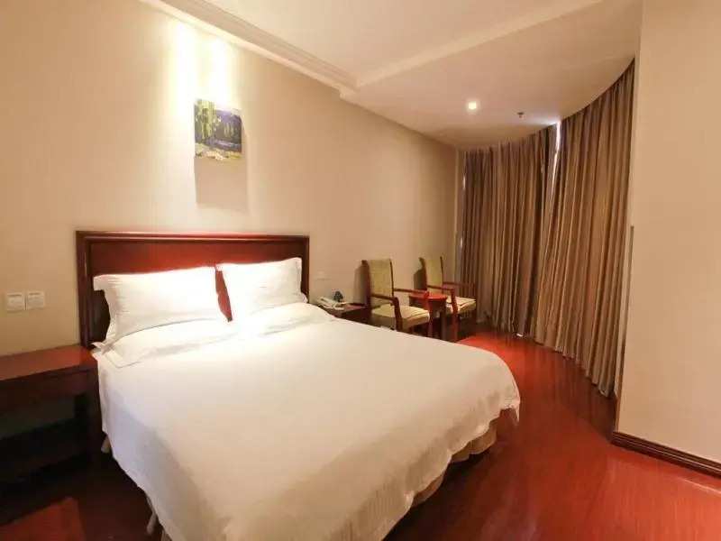 Greentree Inn Liyang East Nanhuan Road High Speed