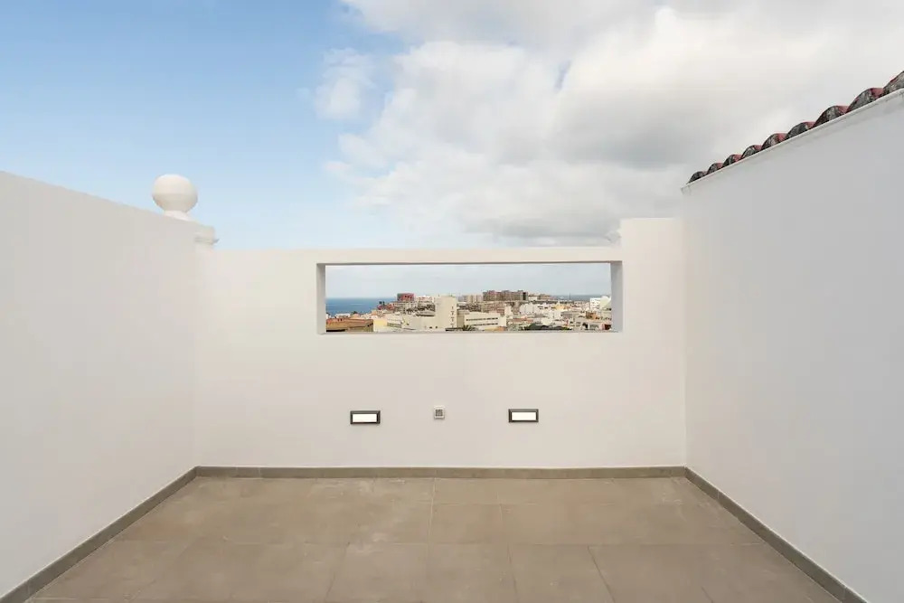 Emblematic and modern castle view+wifi