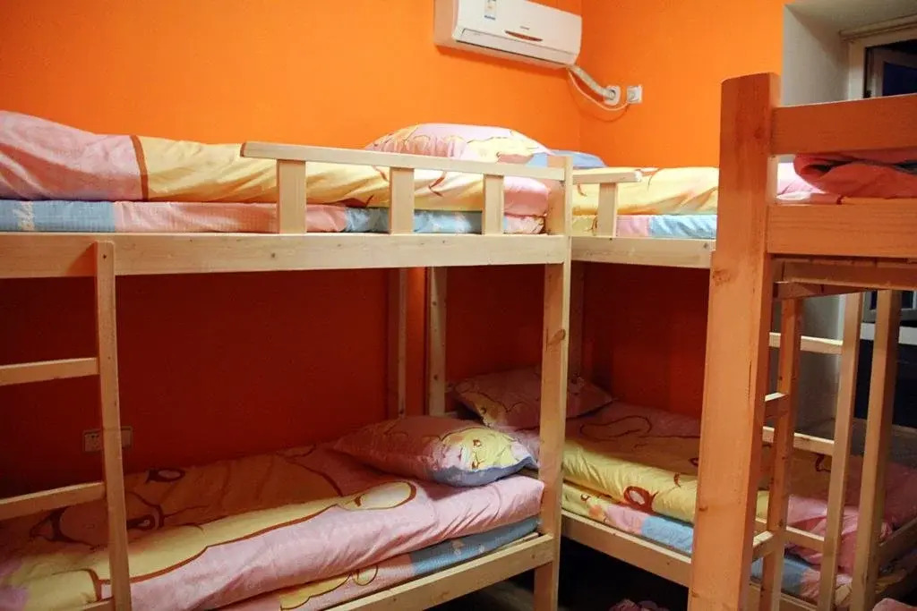 Chongqing Romantic Youth Hostel