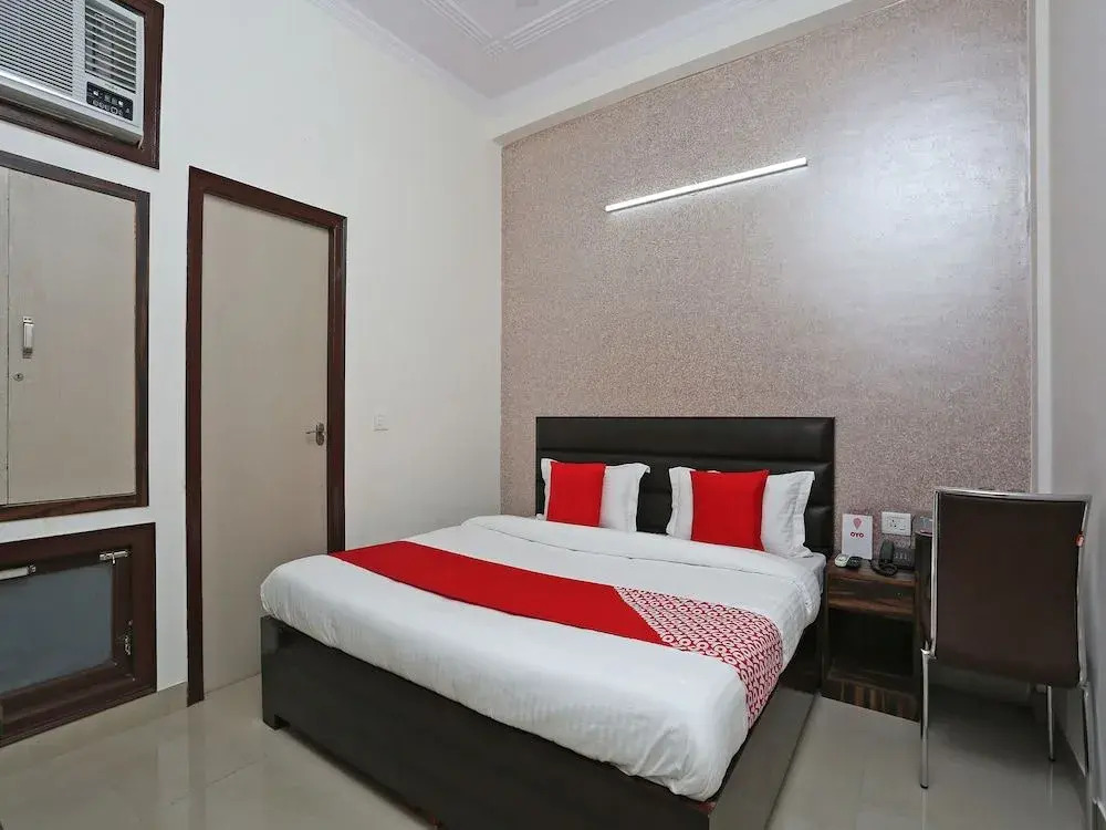 OYO 19665 GRT Residency