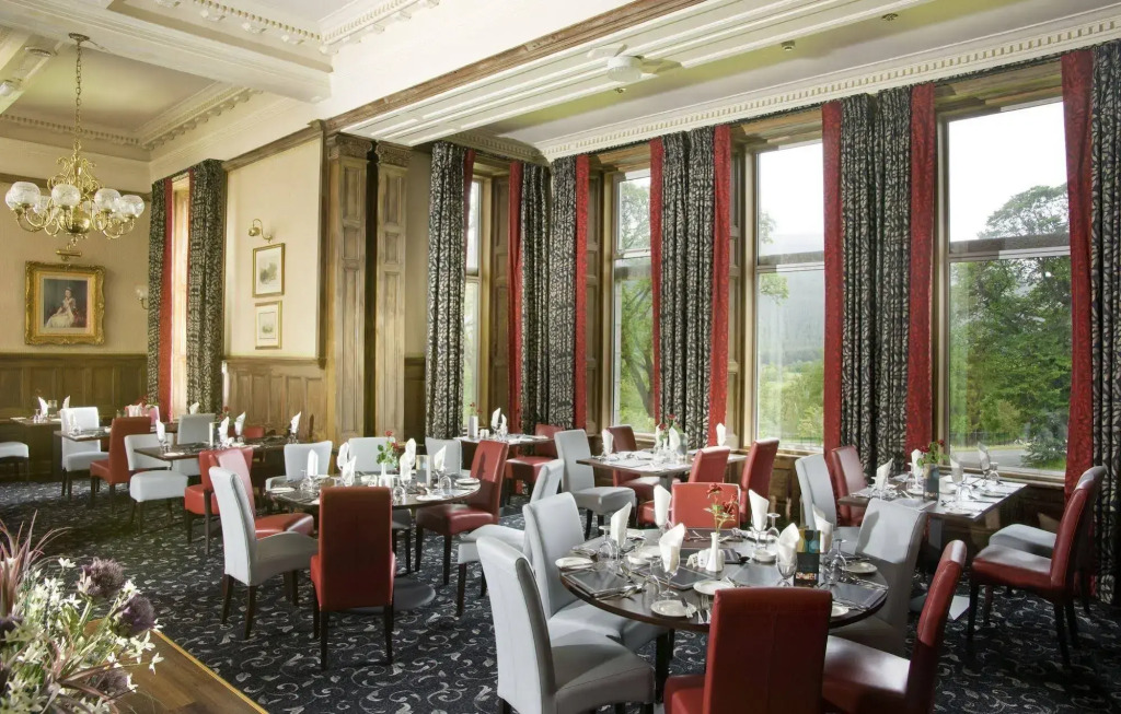 The Invercauld Arms Hotel