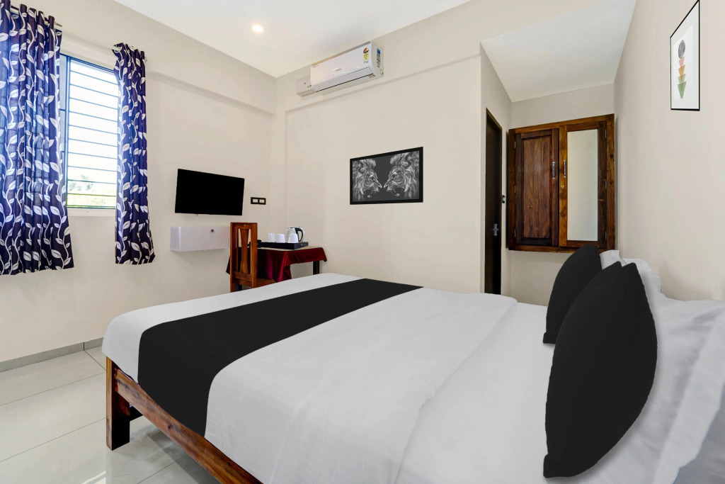 Super Townhouse Trivandrum Padmanabhaswamy Temple Formerly Rezt N Relaz Inn