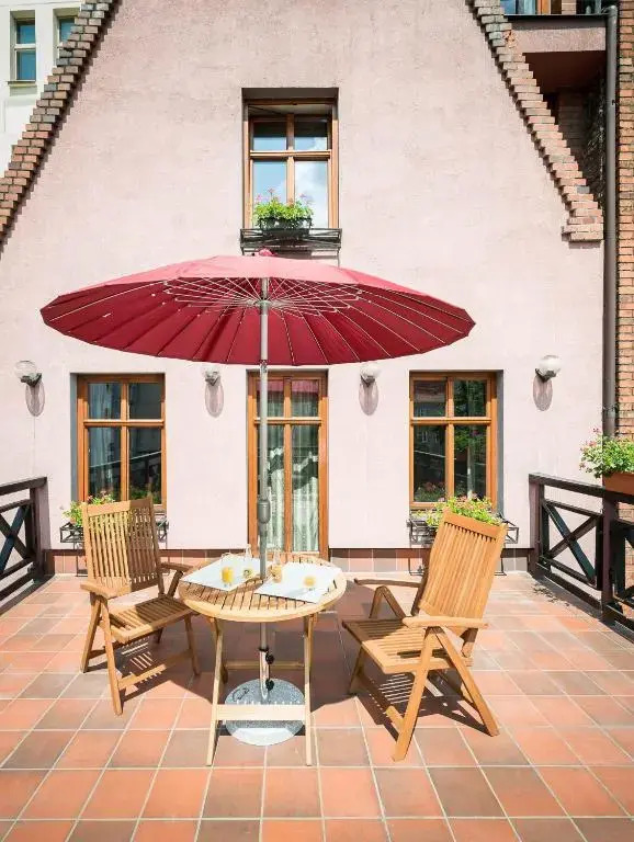 Vincent OldTown Apartments