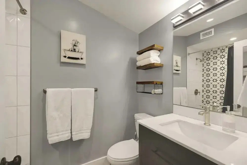 Tolle Haus: W/pool & Firepit-walk to Schlitterbahn, Comal Chutes & Downtown!